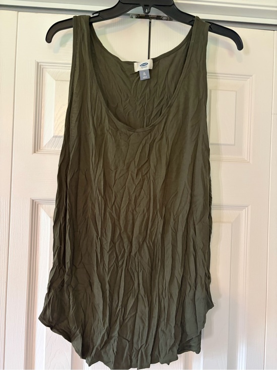 Old Navy Tops - Old Navy Olive Green Scoop Neck Tank Top